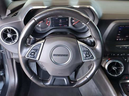 Used 2020 Chevrolet Camaro LT RWD image 17