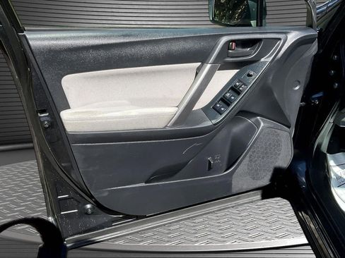 Used 2015 Subaru Forester 2.5i Premium image 19