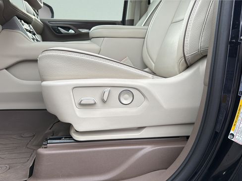 Used 2023 GMC Yukon Denali AWD/4WD image 24