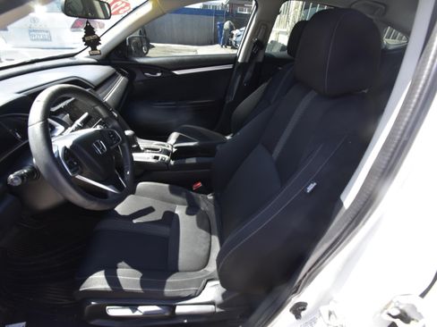 Used 2018 Honda Civic EX image 8