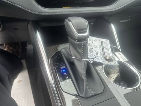New 2026 Toyota Highlander Platinum AWD/4WD image 25