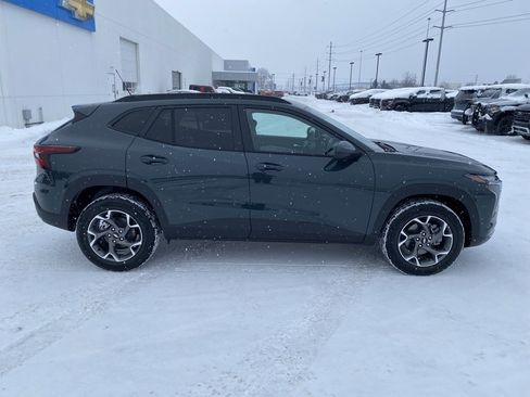 New 2026 Chevrolet Trax LT w/ Driver Confidence Package image 8