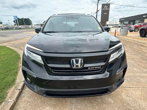 Used 2022 Honda Pilot Black Edition image 3