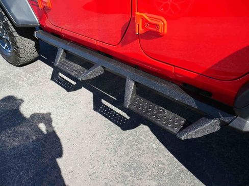 Used 2023 Jeep Wrangler Unlimited Rubicon w/ Steel Bumper Group image 12