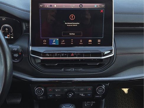 Used 2022 Jeep Compass Trailhawk w/ Trailhawk Elite Group image 11