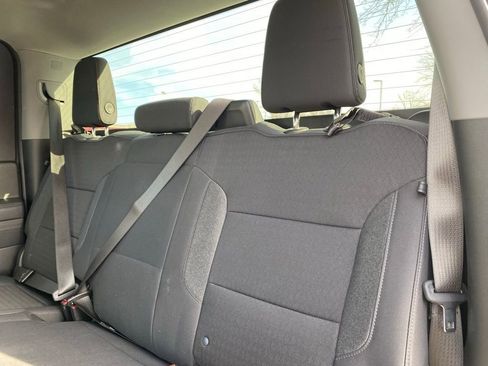 Used 2025 Chevrolet Silverado 2500 LT w/ Convenience Package image 28