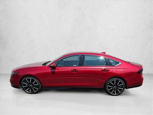 Used 2023 Honda Accord Touring image 8