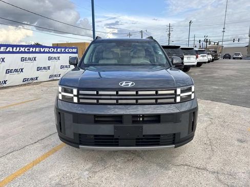 Used 2026 Hyundai Santa Fe SEL FWD image 4