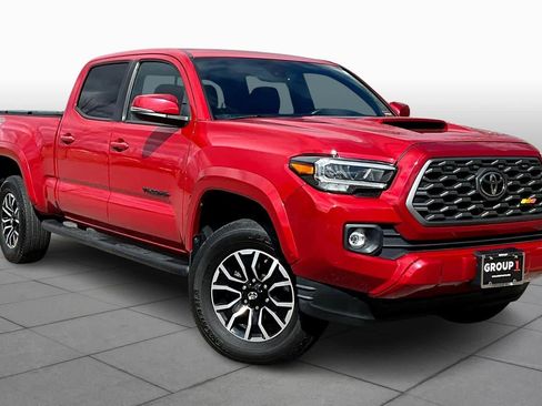 Used 2021 Toyota Tacoma TRD Sport w/ TRD Premium Sport Package image 3