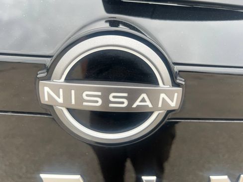 Certified 2024 Nissan Pathfinder SL w/ SL Premium Package AWD/4WD image 35