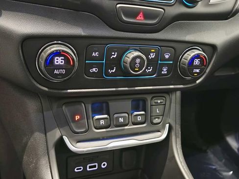 Used 2019 GMC Terrain SLT w/ Preferred Package image 24