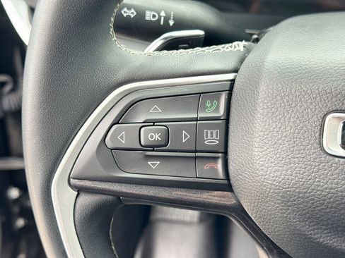 Used 2023 Jeep Grand Cherokee L Laredo AWD/4WD image 30