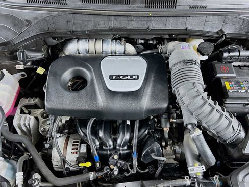 Certified 2021 Hyundai Kona Limited image 30