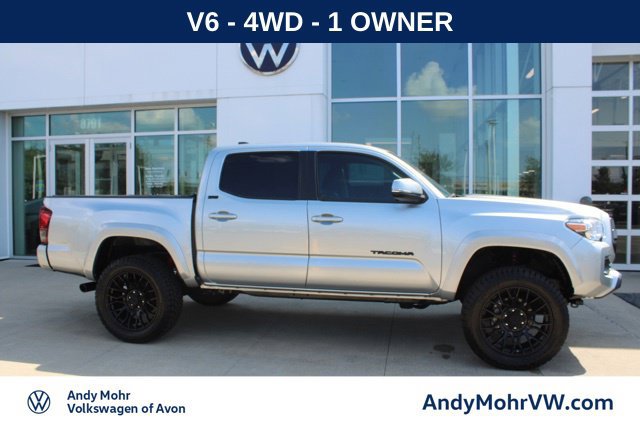 Used 2023 Toyota Tacoma SR5 w/ Technology Package AWD/4WD image 5