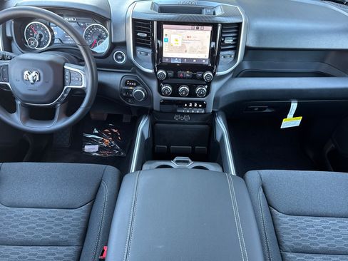 New 2026 RAM 1500 Express AWD/4WD image 12