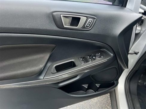 Used 2020 Ford EcoSport SE image 13