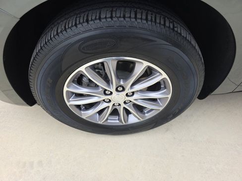 Used 2022 Buick Enclave Premium FWD image 5