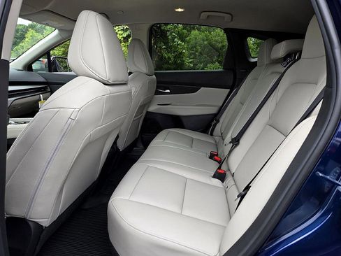 New 2025 Nissan Murano SV image 9