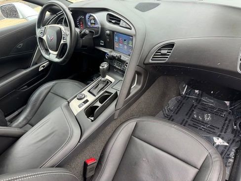 Used 2017 Chevrolet Corvette Stingray Coupe image 27