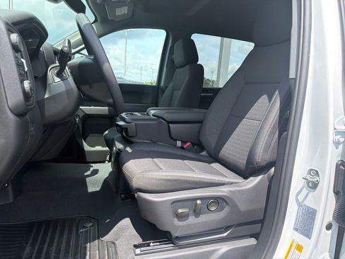 New 2026 Chevrolet Silverado 2500 Custom w/ Custom Value Package AWD/4WD image 10