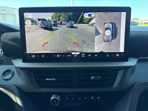 Used 2025 Ford Explorer ST-Line RWD image 28