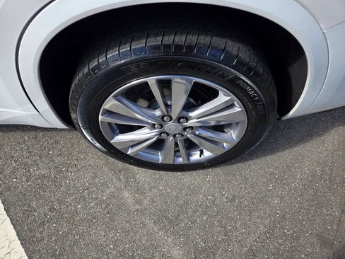 Used 2023 Cadillac XT6 Premium Luxury image 14