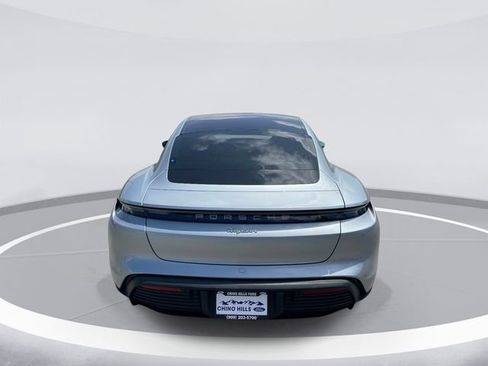 Used 2021 Porsche Taycan RWD image 5