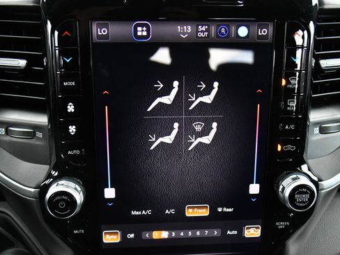 Used 2024 RAM 2500 Big Horn w/ Night Edition AWD/4WD image 26