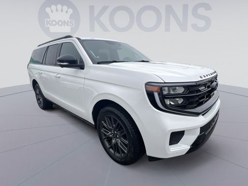 New 2025 Ford Expedition Max Platinum w/ Stealth Performance Package image 10