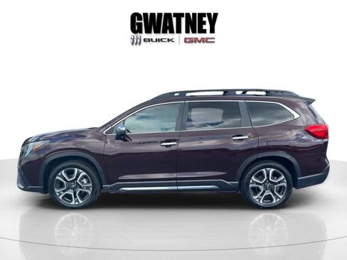 Used 2023 Subaru Ascent Touring AWD/4WD image 8