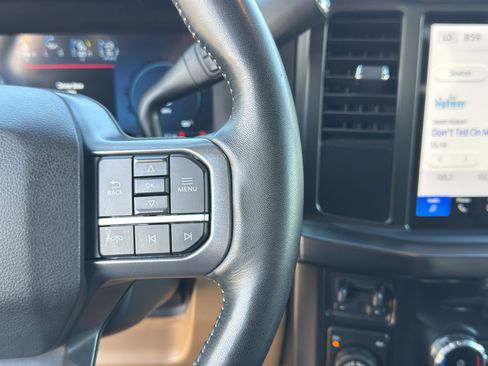 Used 2023 Ford F250 Lariat w/ Tremor Off-Road Package AWD/4WD image 35