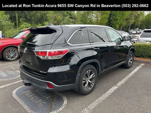 Used 2016 Toyota Highlander XLE AWD/4WD image 5