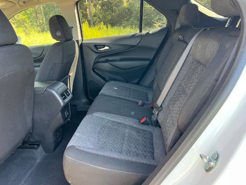 Used 2022 Chevrolet Equinox LT image 27