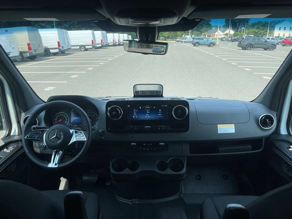 New 2026 Mercedes-Benz Sprinter 2500 image 7