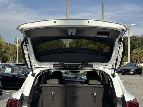 Used 2025 Buick Envision Preferred image 12