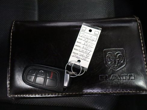 Used 2017 RAM 2500 Limited AWD/4WD image 57
