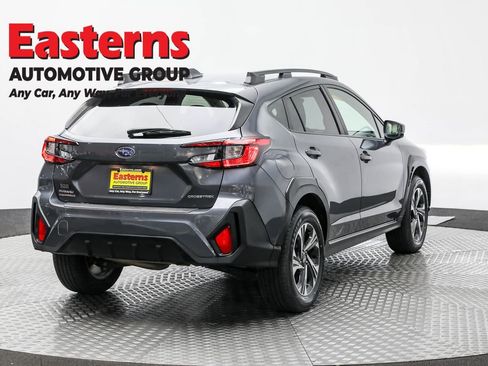 Used 2024 Subaru Crosstrek 2.0i Premium image 5