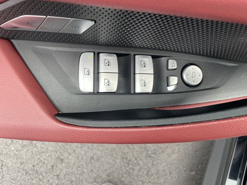 Used 2025 BMW 440i xDrive w/ Parking Assistance Package image 41