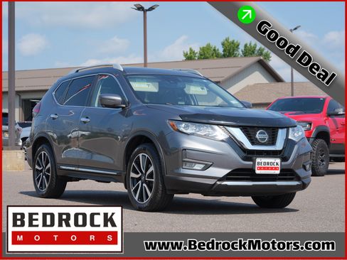 Used 2020 Nissan Rogue S AWD/4WD image 1