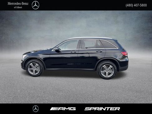 Used 2021 Mercedes-Benz GLC 300 image 2