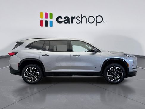 Used 2025 Buick Enclave Sport Touring AWD/4WD image 6