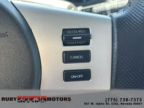 Used 2010 Nissan Pathfinder SE AWD/4WD image 14
