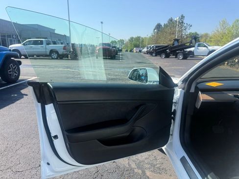 Used 2020 Tesla Model 3 Long Range AWD/4WD image 10