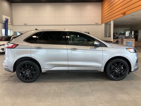 Used 2024 Ford Edge ST-Line image 4