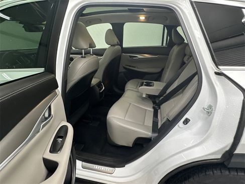 Used 2023 INFINITI QX50 Luxe w/ Accent Package image 23