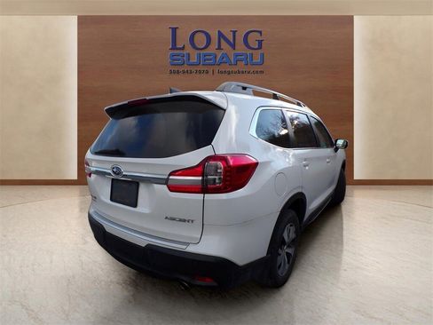Used 2019 Subaru Ascent Premium image 7