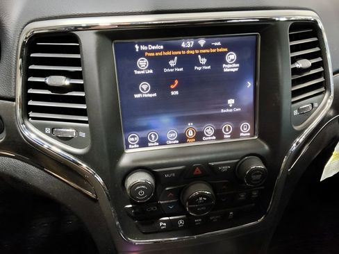 Used 2018 Jeep Grand Cherokee Limited image 23