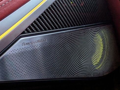 Used 2025 BMW X5 M Competition w/ Executive Package image 26