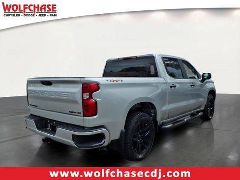 Used 2022 Chevrolet Silverado 1500 Custom w/ Rally Edition AWD/4WD image 5