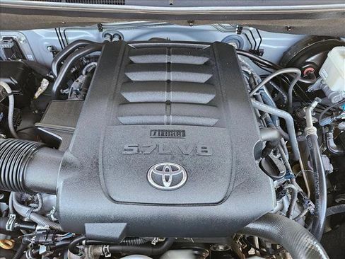 Used 2021 Toyota Tundra SR5 w/ SR5 Upgrade Package image 27